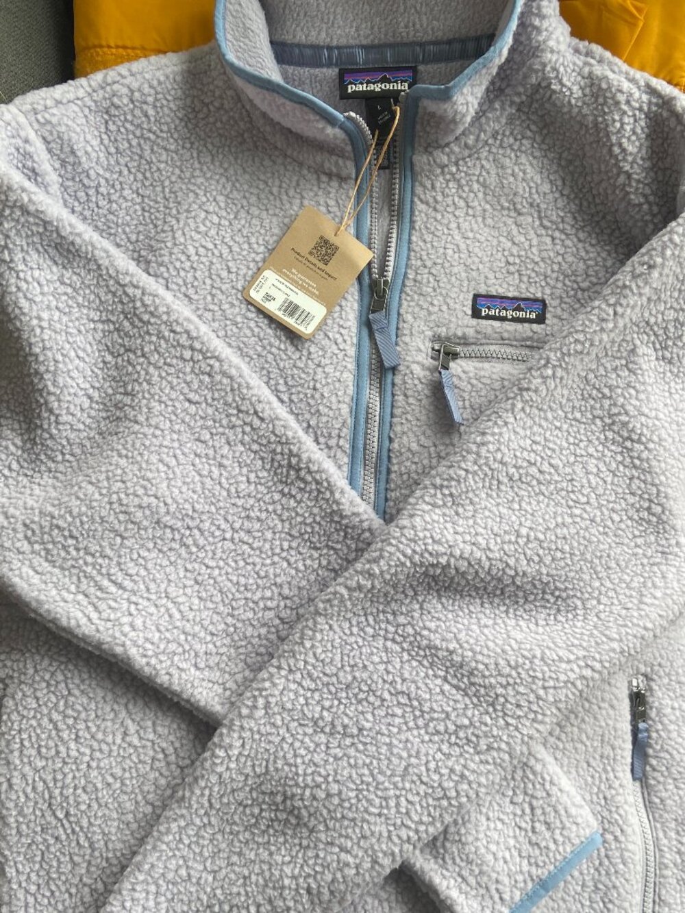 Patagonia W's Retro Pile Marsupial Permafrost Purple- Women' L NWT - Picture 8 of 8